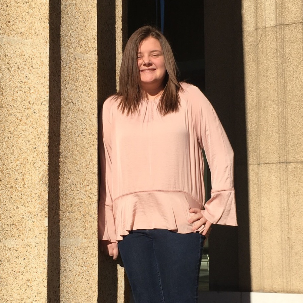 Meet your Posher, Addison